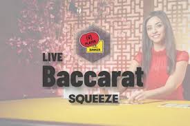 Baccarat Squeeze slot visual from Evolution available on 5gringo.com